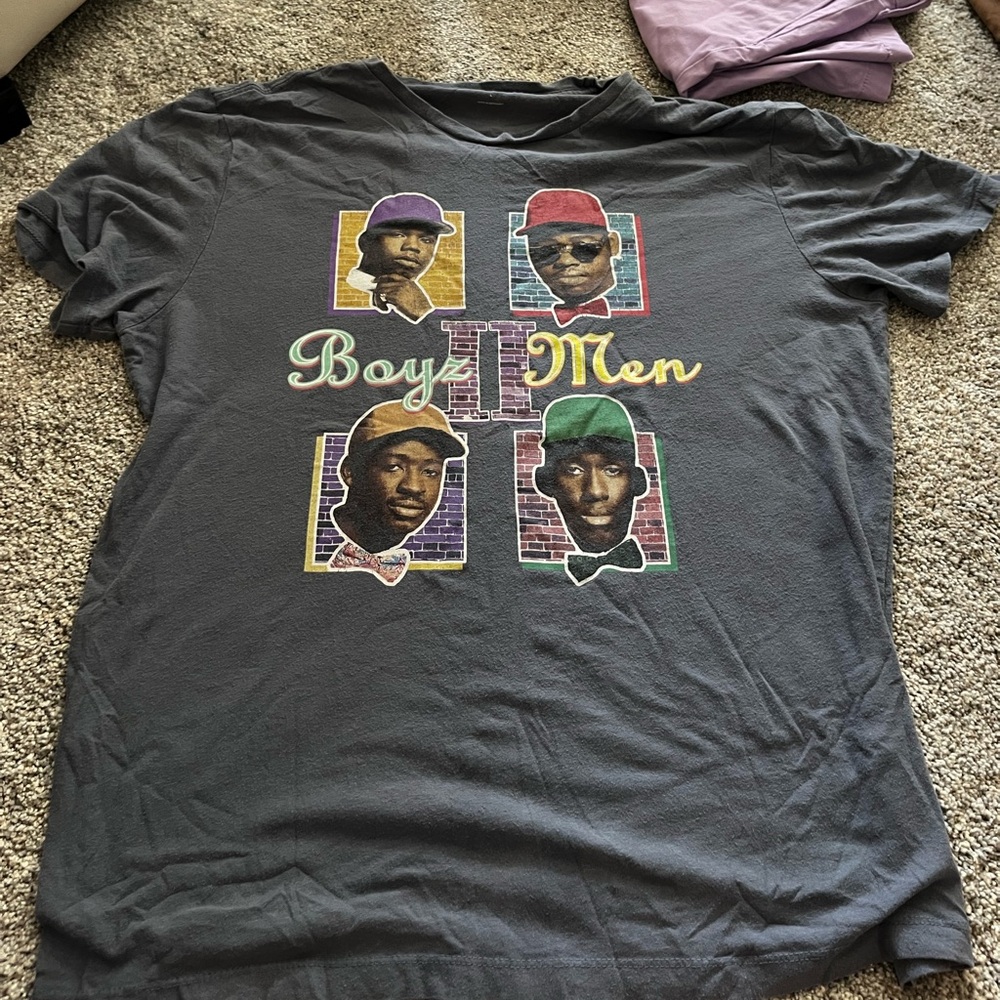 Boys 2 Men Graphic Tee Old Navy Men’s Size Large